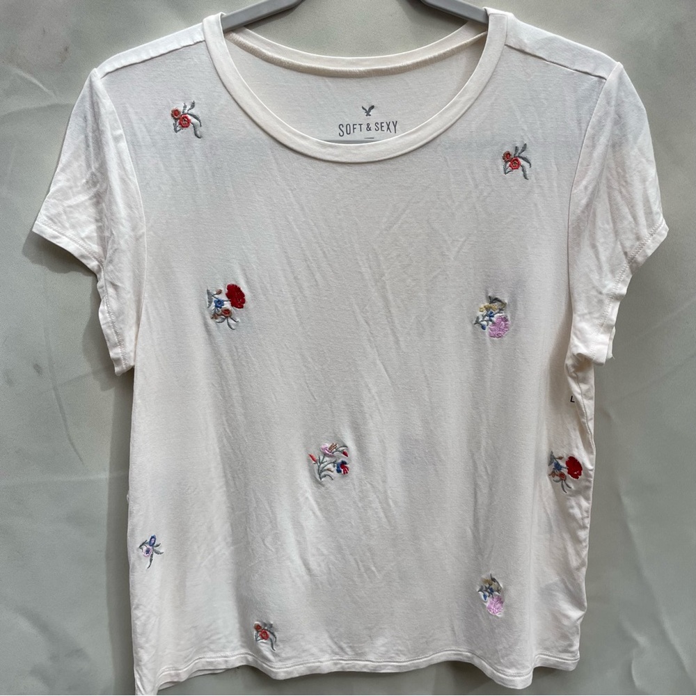 American Eagle Soft and Sexy Floral Top NWT size L
